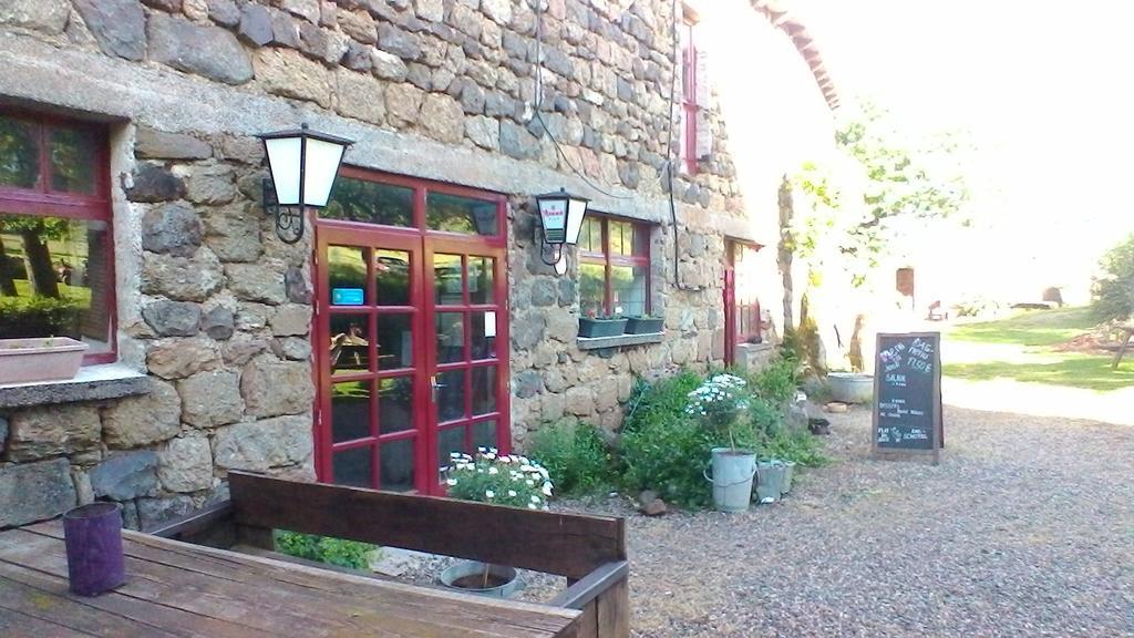 Le Marconnes Bed and Breakfast Saint-Arcons-de-Barges Buitenkant foto