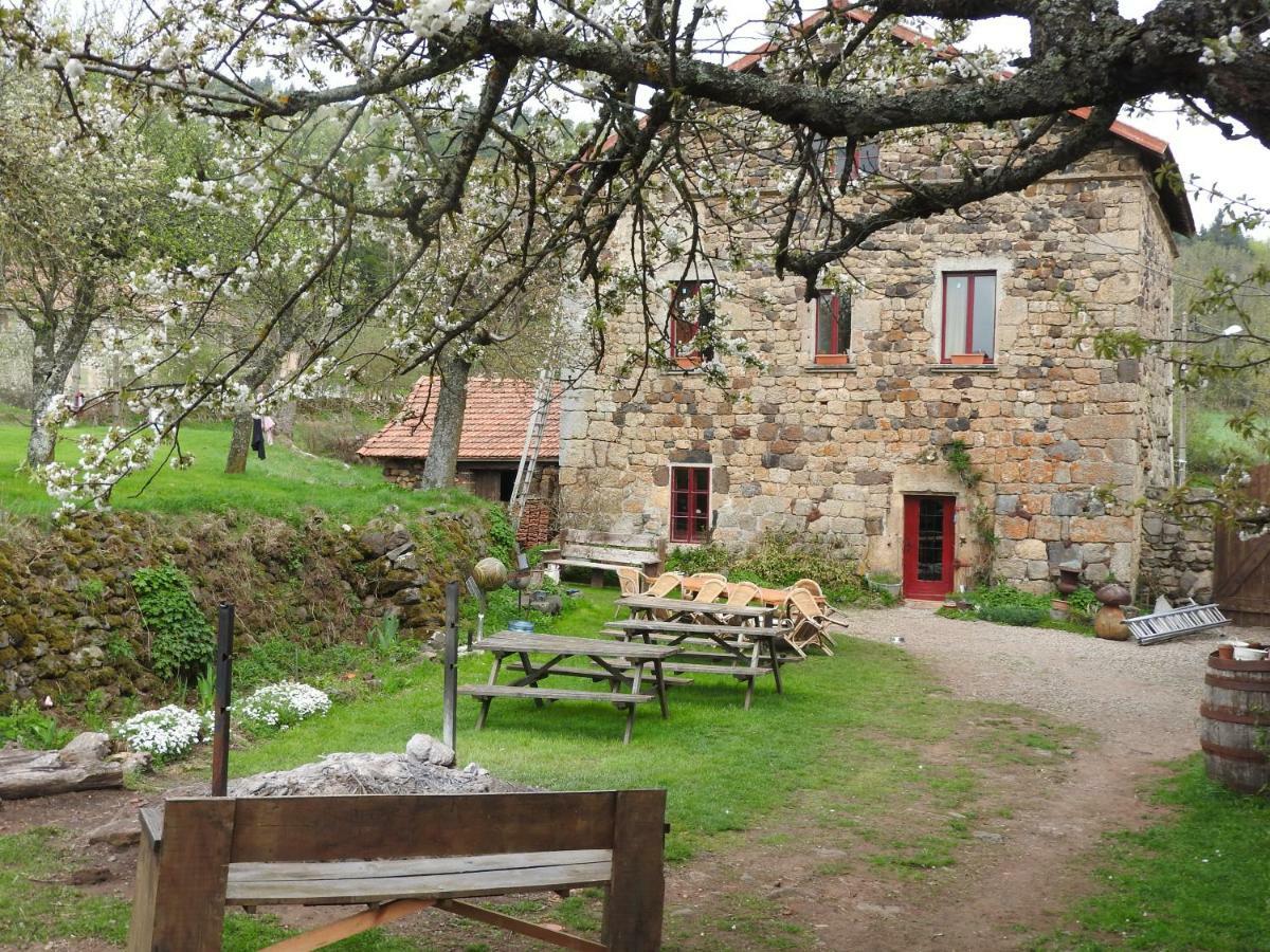 Le Marconnes Bed and Breakfast Saint-Arcons-de-Barges Buitenkant foto